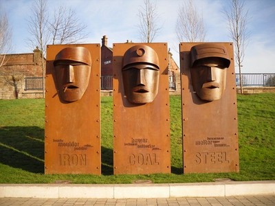 Foto A3 Three Industries Coatbridge Diese drei Kunstwerke können b c2010