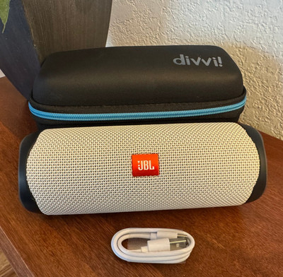 JBL Flip 5 Portable Waterproof Speaker - Unique Black/White 2-Tone w/ Divvi!
