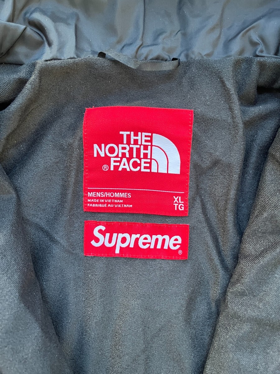 Supreme x The North Face Studded Mountain Light Jacket Black Size