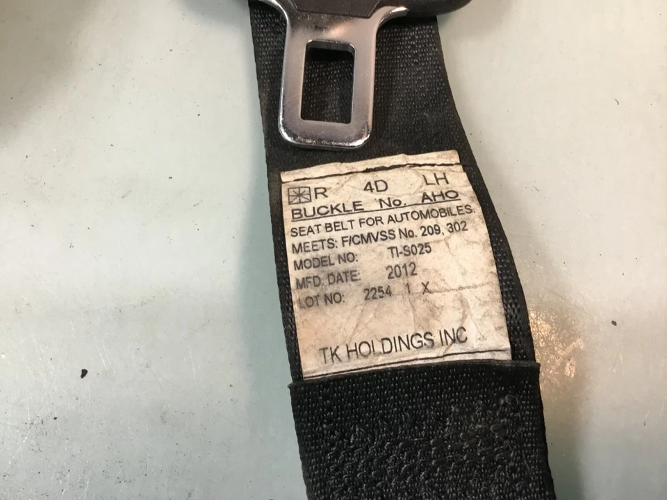 Retractor cinturón seguridad trasero izquierdo Subaru Legacy sedán 10-14 OEM E Foto 2 de 4