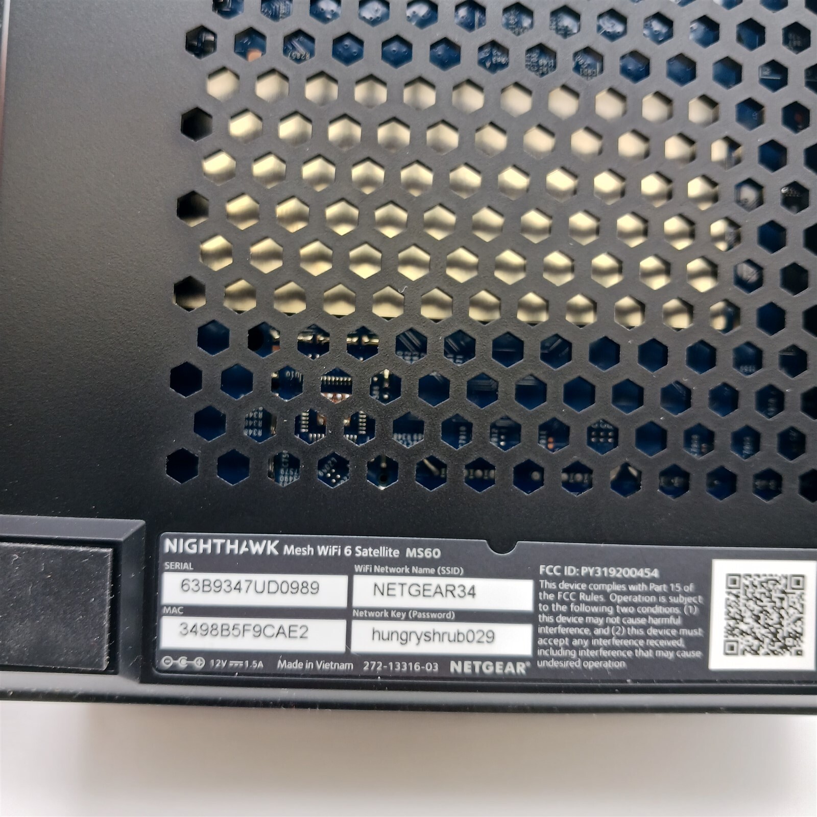 Nighthawk Mesh Satellite Not Connecting - e28trhi