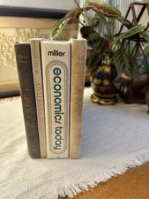 Vintage Hiderbooks Wappinger Falls NY Hollow Faux Books w/ Hidden Storage Box