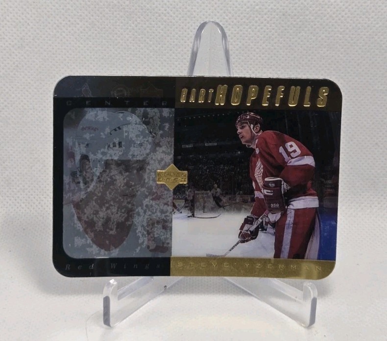 1996-97 Upper Deck - Hart Hopefuls Steve Yzerman #HH19 Gold /100