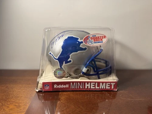 BARRY SANDERS  Signed Detroit Lions NFL Riddell Mini Helmet - AUTOGRAPH