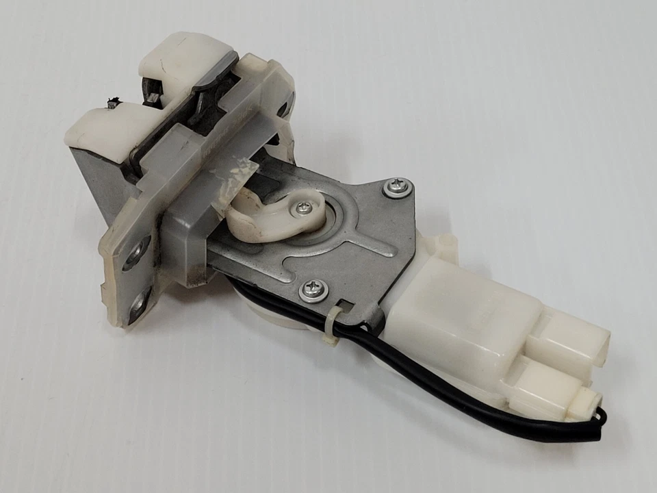 Suzuki Swift EZ Hatch Tail Gate Lock Mechanism 05 - 11 - Image 3 of 4