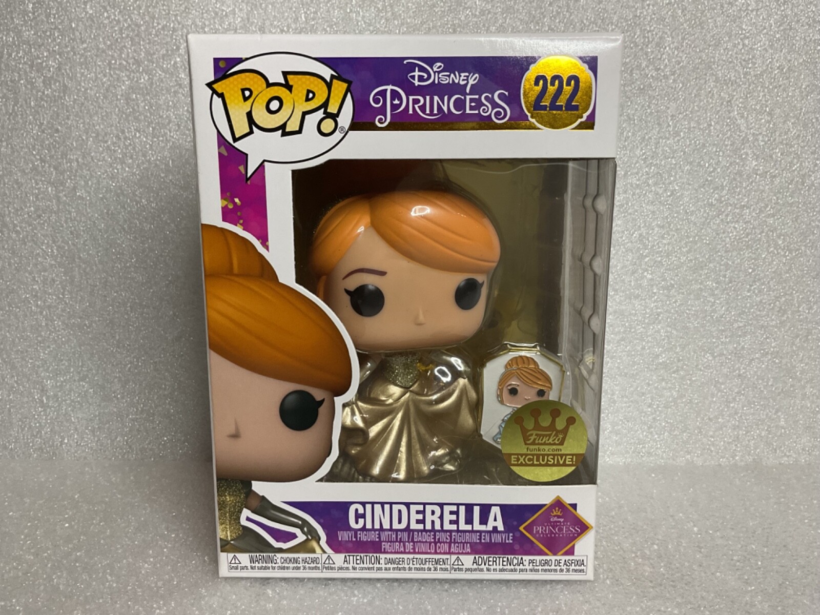 Funko Pop! Disney Princess 222 - Cinderella (Gold Funko Shop Exclusive With Pin)