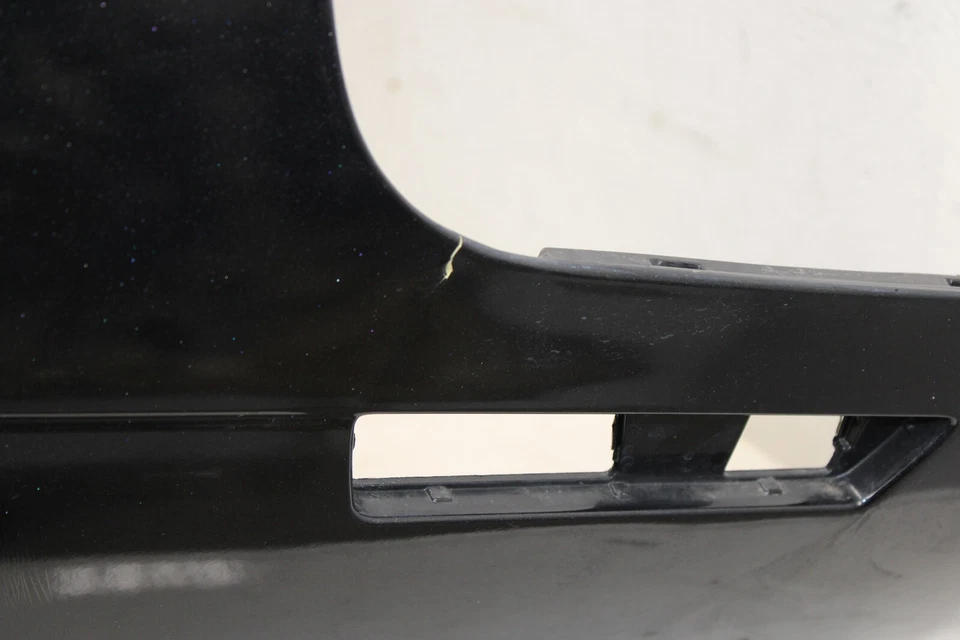 Cubierta de parachoques trasero Dodge Challenger 2012-2014 con sensores OEM *recogida local* GZ31 Foto 3 de 4