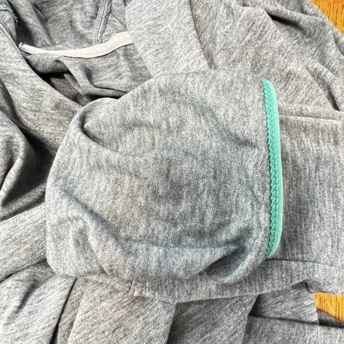 Nike Hoodie Womens Heather Green Long Sleeve Hooded Shirt Running Thumb Holes XL - Picture 14 of 15