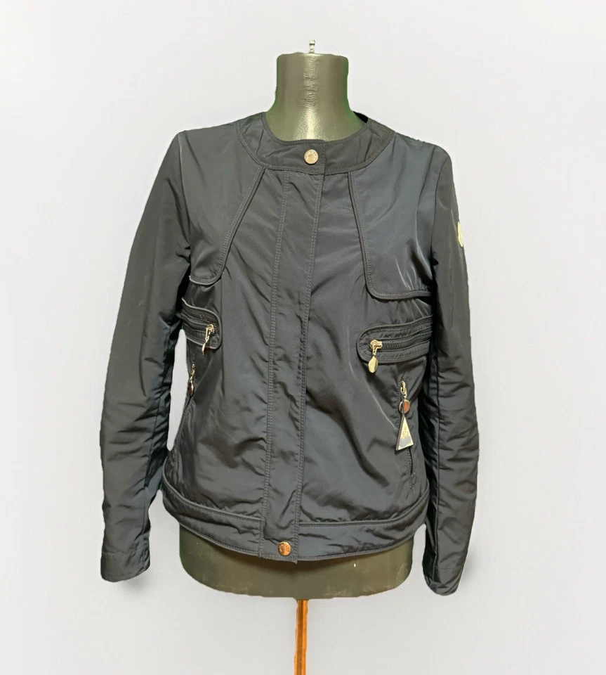 Casaco Moncler 100% autêntico tamanho 2 P - Imagem 2 de 4