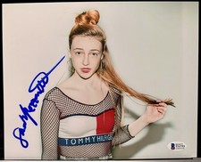 SARAH MEZZANOTTE SIGNED PHOTO 8X10 CHAMBERS AUTOGRAPH BLUE BLOODS BECKETT COA 2 SARAH MEZZANOTTE SIGNED PHOTO 8X10 CHAMBERS AUTOGRAPH BLUE BLOODS BECKETT COA 2