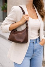 Coach Brown Leather Shoulder Bag Gold Hardware Medium Crescent