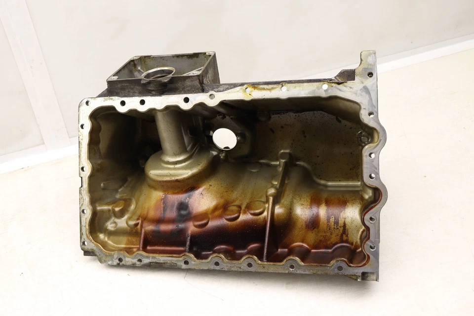 2016 BMW 328I 2.0L - Motor OIL PAN 7601942 - Imagem 3 de 4