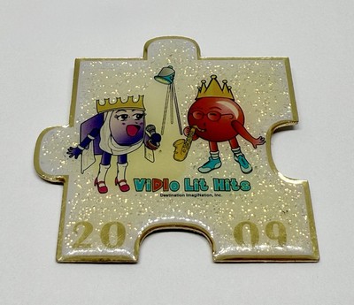 DI Destination Imagination 2009 ViDio Lit Hits Puzzle Piece Lapel Pin (P109)