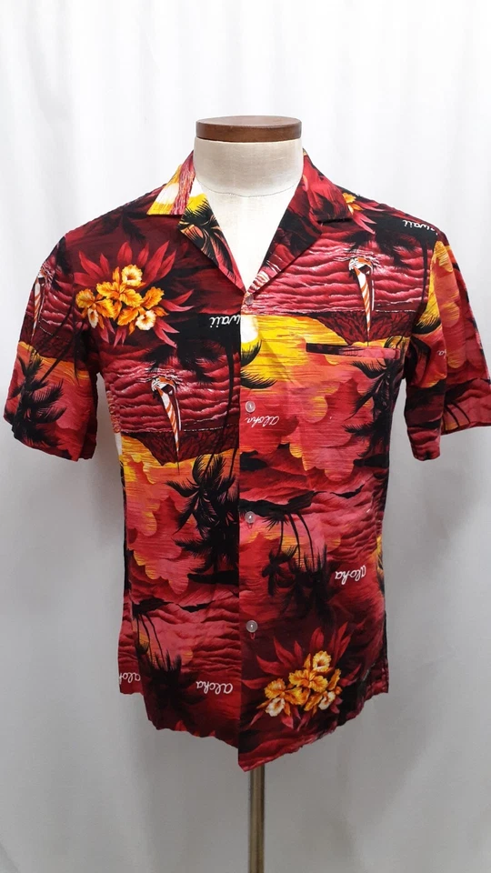 Royal Creations Boating Red Sunset Floral Men’s Hawaiian Shirt Medium Small USA - Image 2 of 4