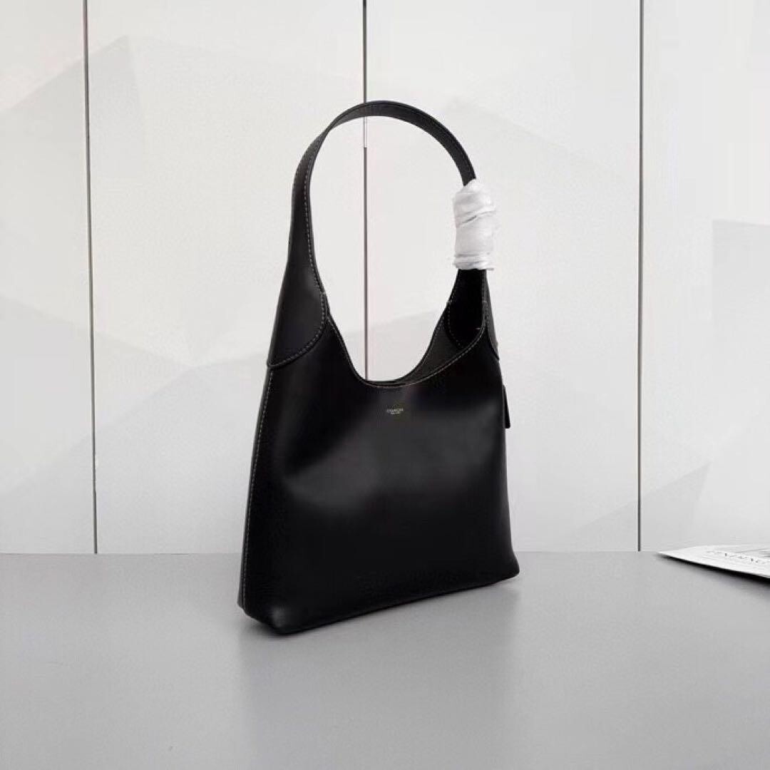 COACH Brooklyn Shoulder Bag 28 Half Moon Bag CU068 Black COACH Brooklyn Shoulder Bag 28 Half Moon Bag CU068 Black