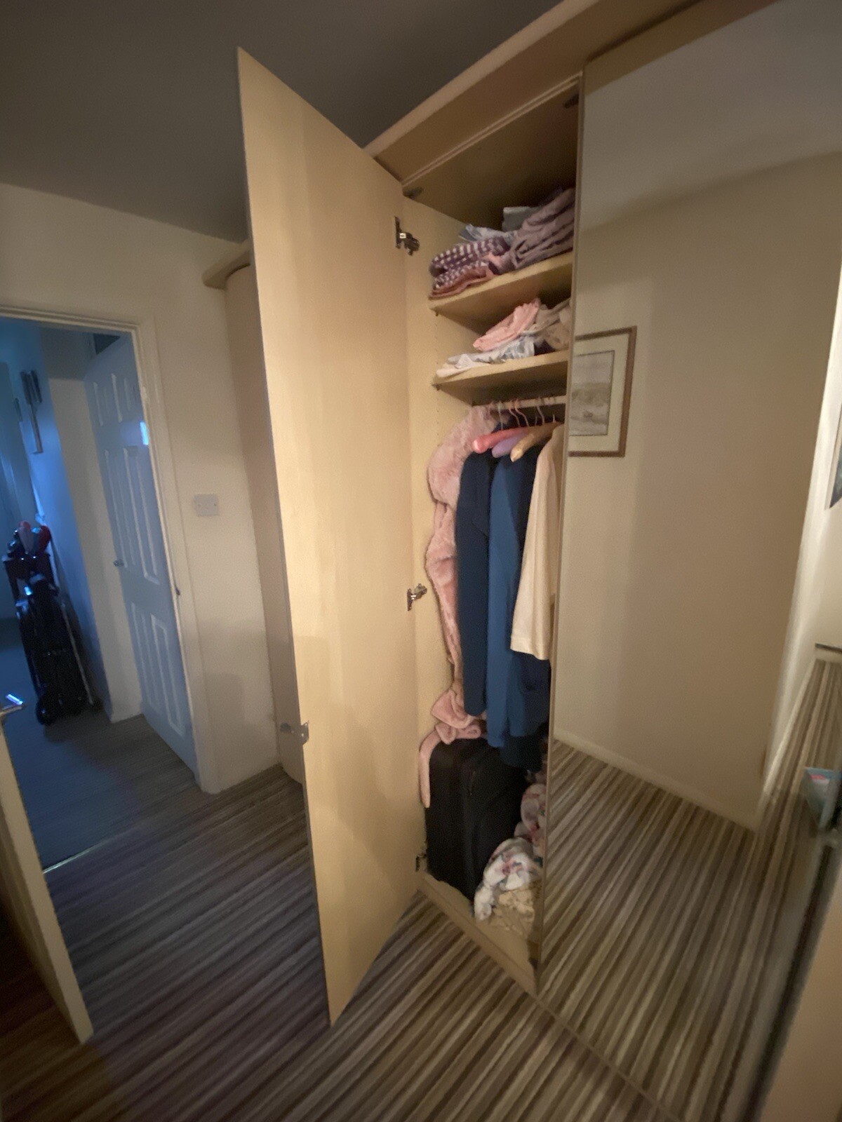 Excellent 5 Door (3 Mirrored) Traditional Beech Effect fitted bedroom