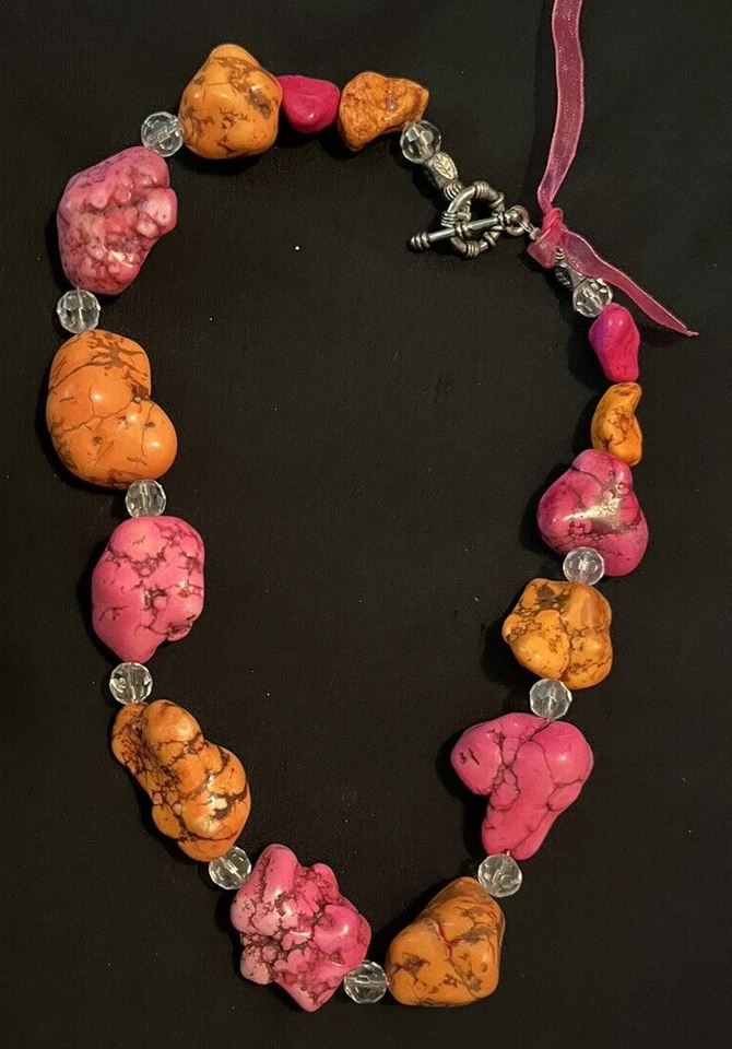 Collar Grueso Howlita Turquesa Piedras Grasas Rosa y Naranja Caliente Foto 3 de 3
