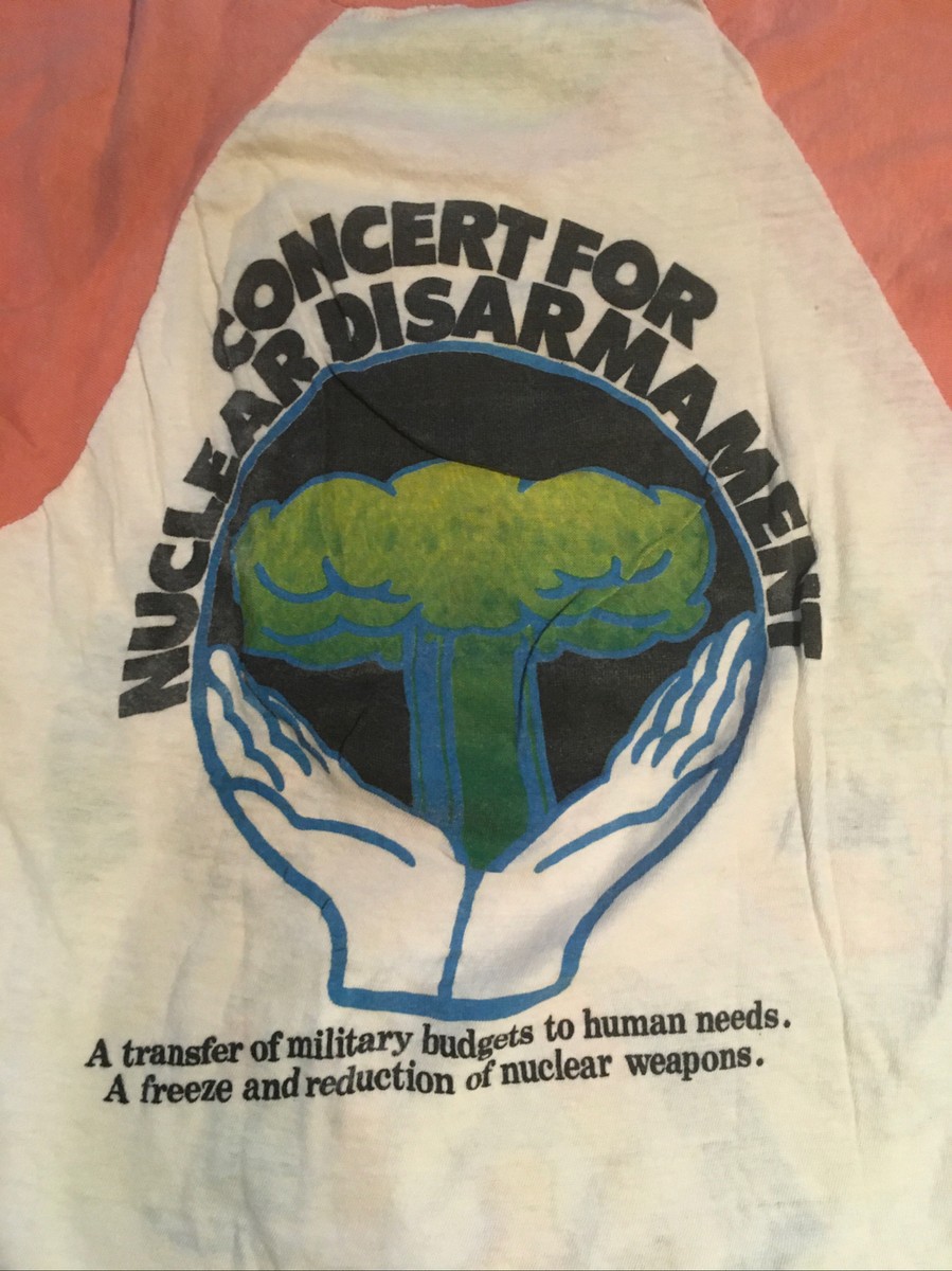 Jackson Browne Raitt 他 NO NUKES Tシャツ '97 Jackson Browne Raitt 他 NO NUKES Tシャツ '97 - メルカリ