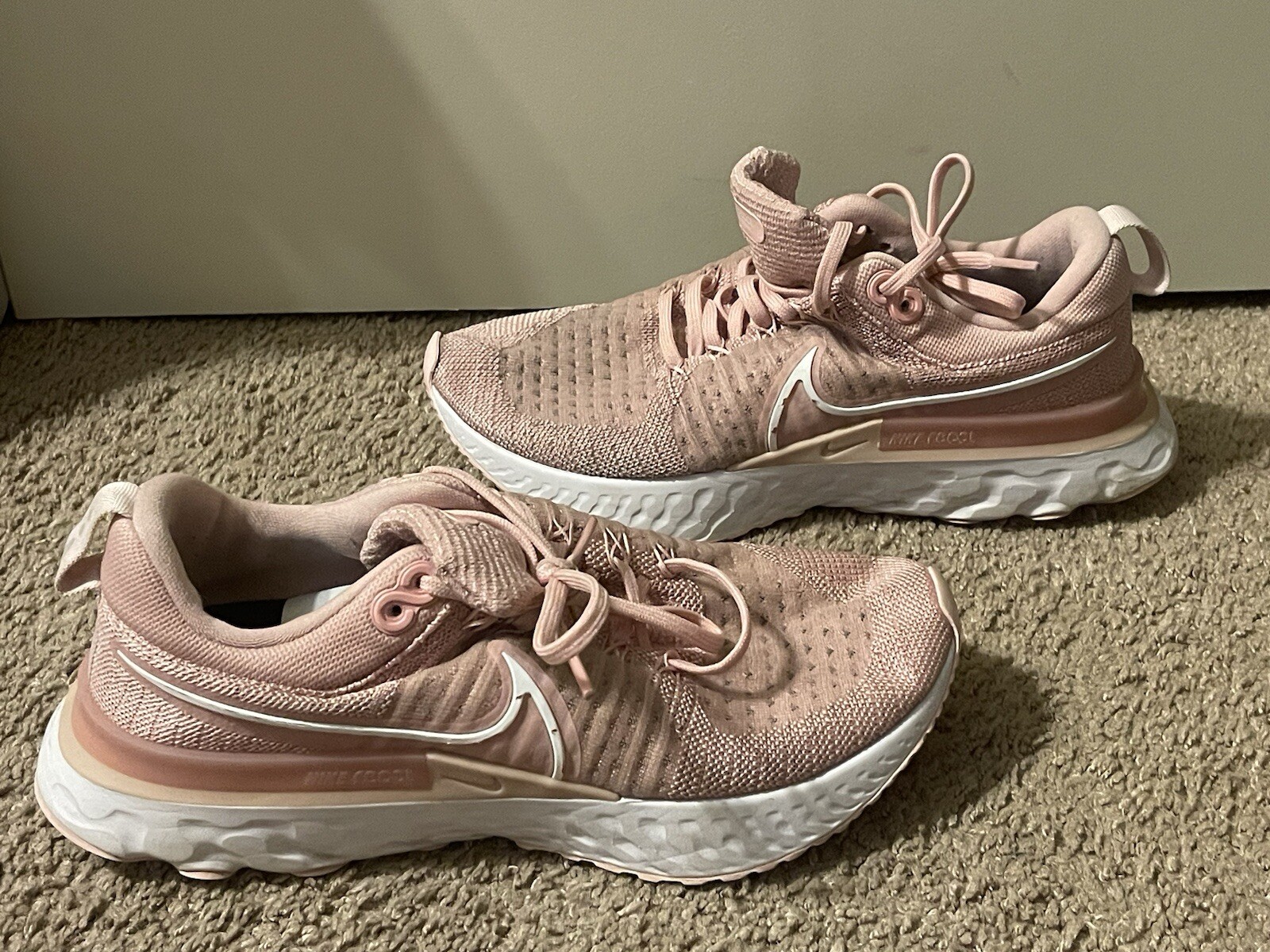Nike Women’s React Infinity Run Flyknit Shoes Pink White 8.5 Running Gym