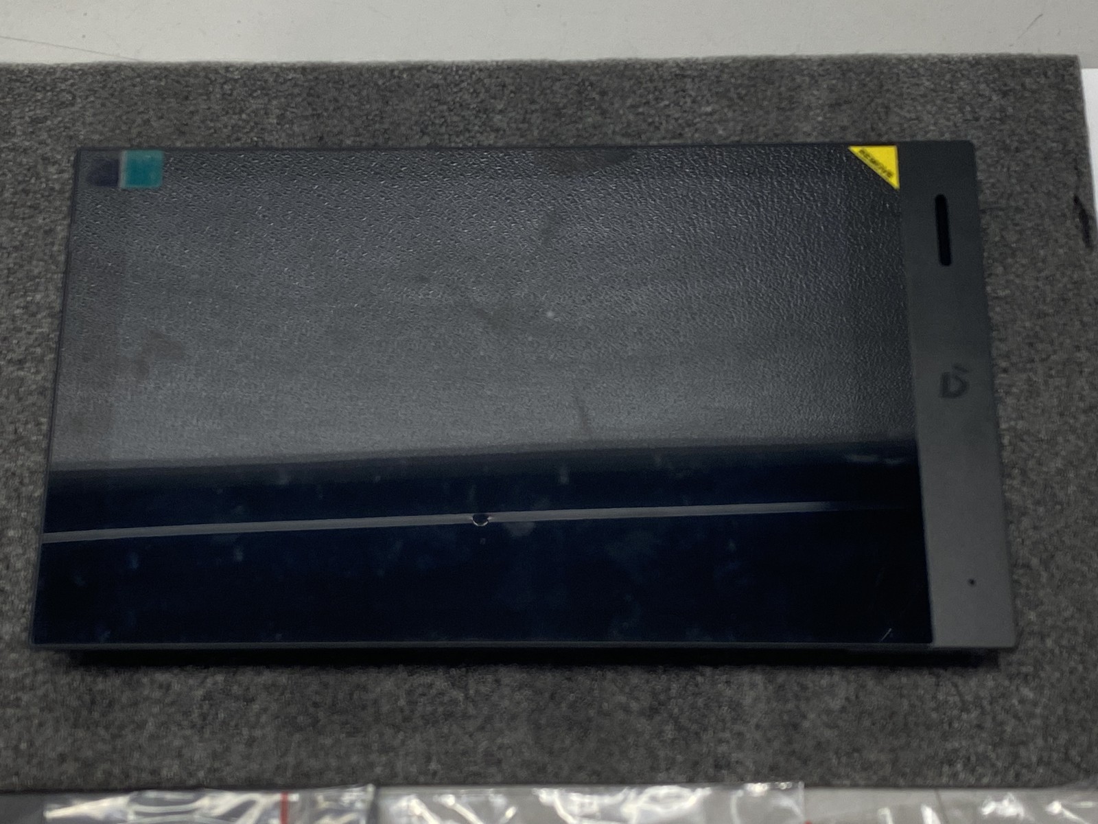 Dnake Wired Smart Wi-Fi Indoor 8" Touch Screen Security Monitor H616W