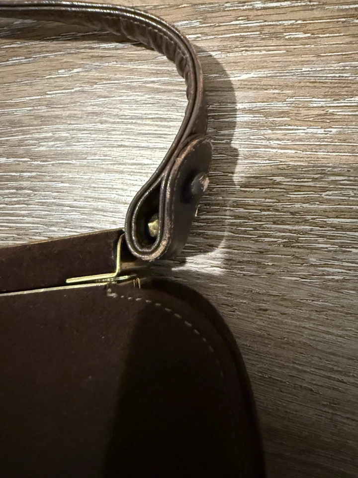 Vintage Chic De Paris Small Brown Suede Shoulder Hand Bag Made In France  - Image 3 of 4