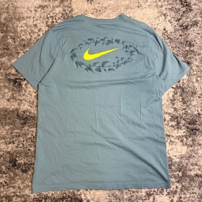 Nike Men´s T-Shirt ''Nurture The Sole'' Graphic Tee Light Blue Large