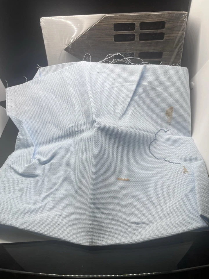 Precious Moments Arca de Noé 131-32 Kit Punto de Cruz Contado 24" x 22" 1998 Foto 3 de 4