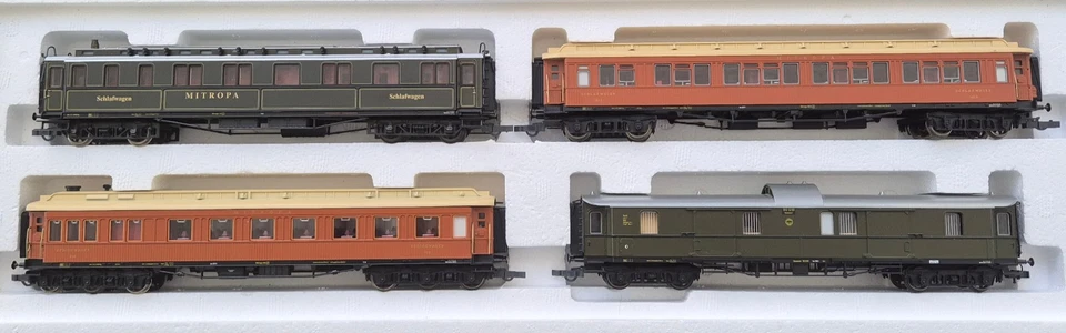 Trix 23006 H0 Schnellzugwagen-Set "die goldenen Zwanziger" in OVP (Ba) - Bild 2 von 4
