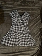 DKNY Women's Short Sleeve V-Neck Double Button Fit and Flare Dress Size 12P