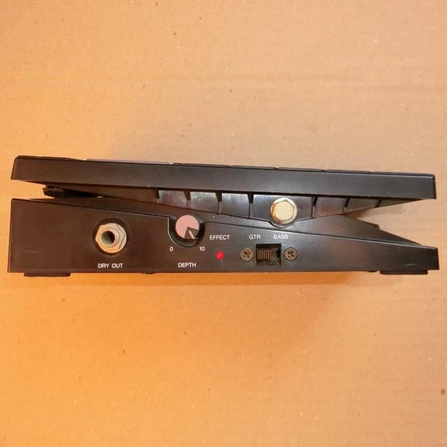Ibanez WH10 Original Late Black Wah Pedal Guitar/Bass Switch