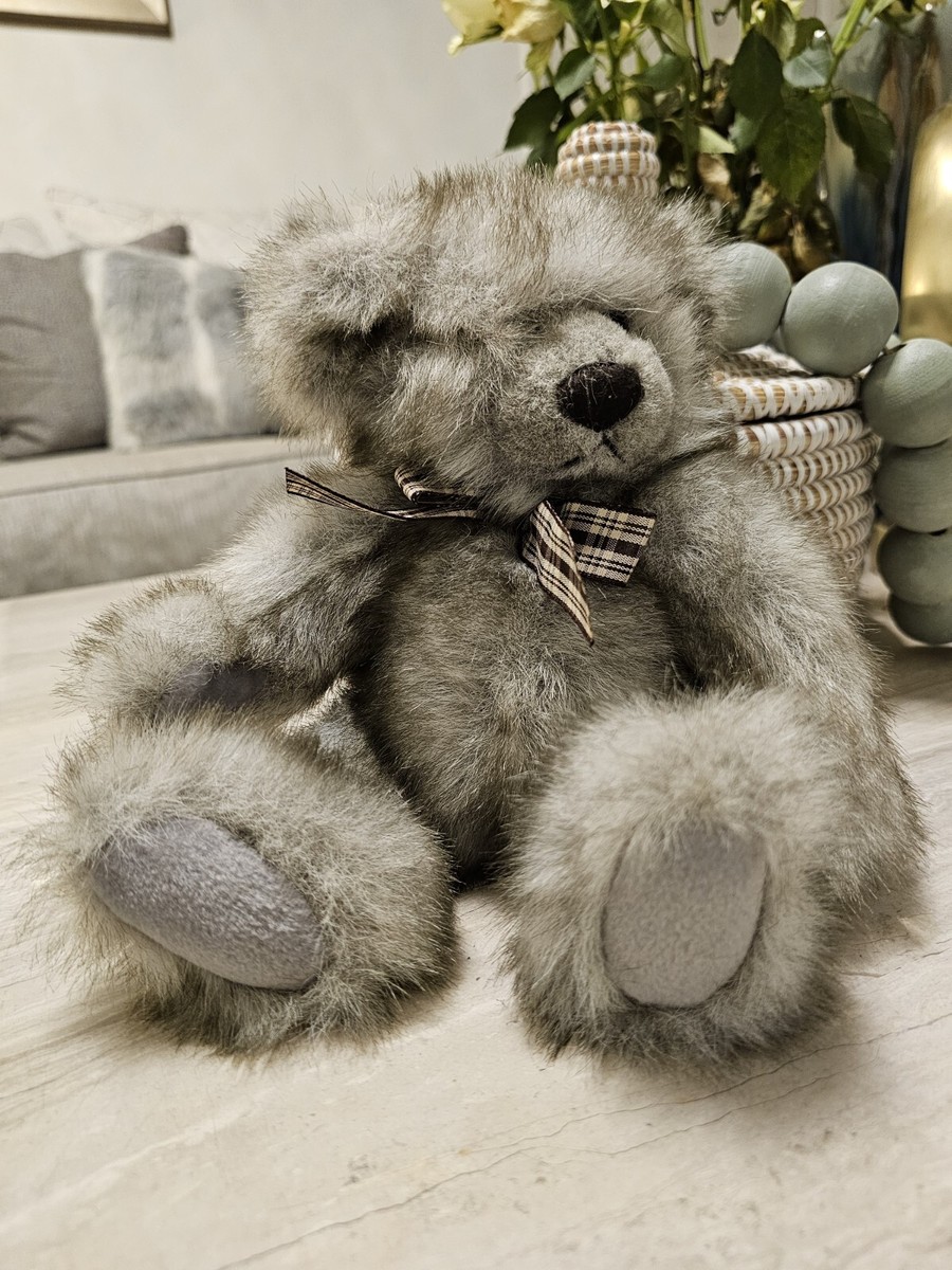 Russ Berrie Jefferson 2410 Dark Grey Vintage Collectible
