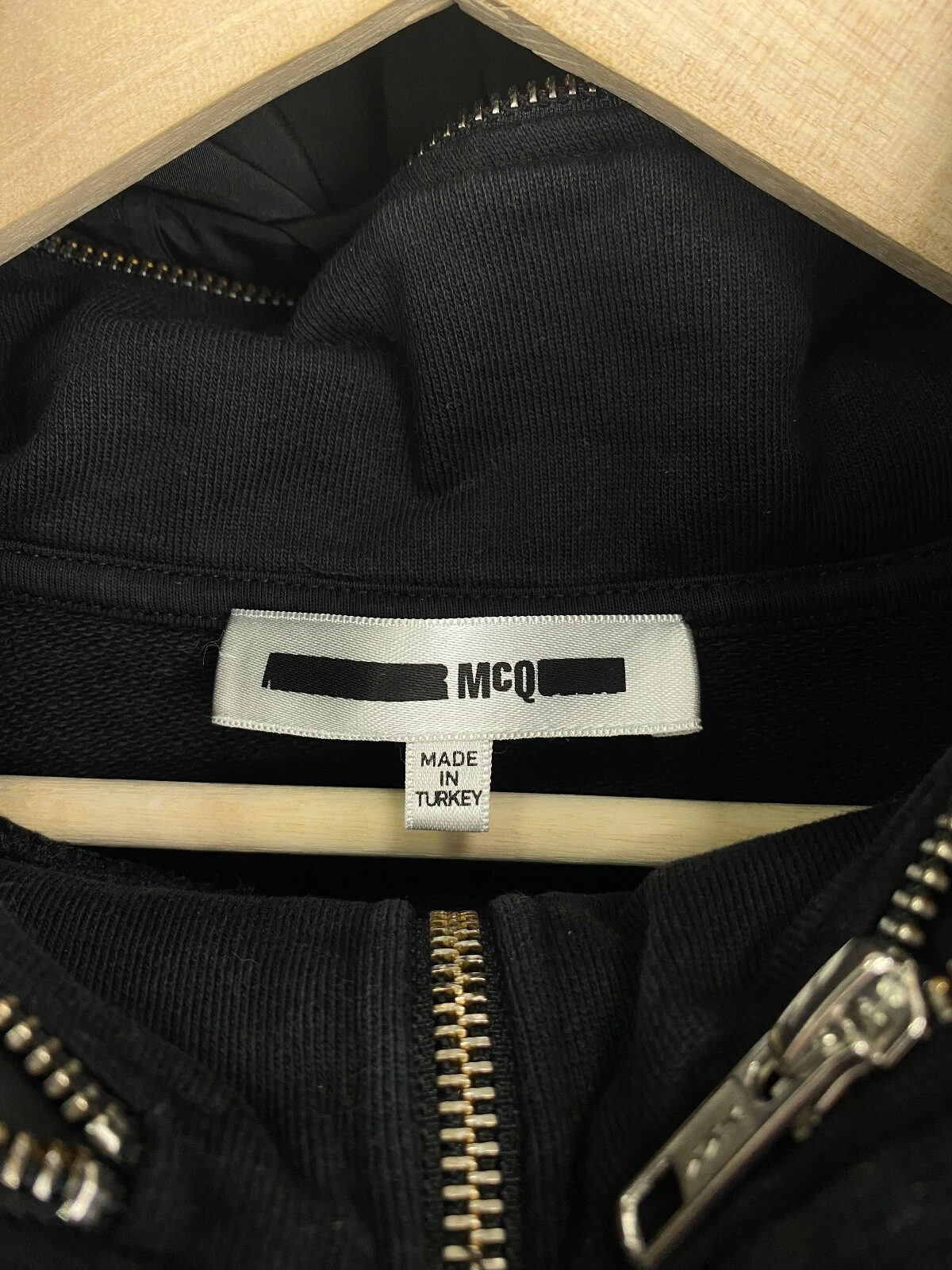 Felpa nera con cappuccio Y2K Alexander McQueen colletto zip rara retrò taglia S colore nero