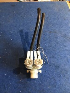 Haier HW70-14F2B Waschmaschine Teil - Wassereinlass Zulaufventil Magnetventil + Schläuche