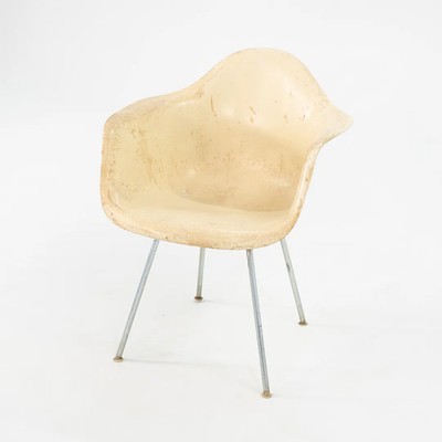 1960 Herman Miller Eames DAX Dining Arm Shell Chair in Parchment Fiberglass