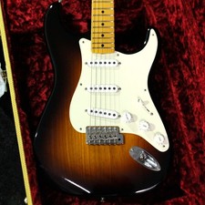 Fender Made in 2019 Stratocaster Vintage 1955 Wide Fade 2 Colori Sunburst 3,61kg