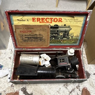 Erector Vintage No. A Locomotive Construction Set Metal Parts Case w/ Manual