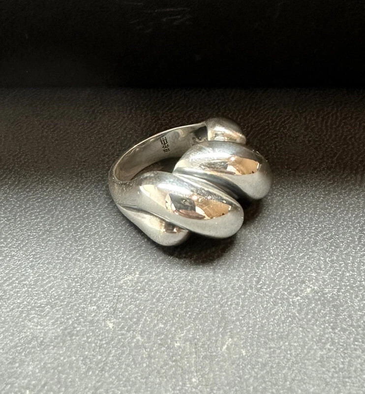 James Avery Sterling Silver Domed Twist Sister Sisterhood Ring