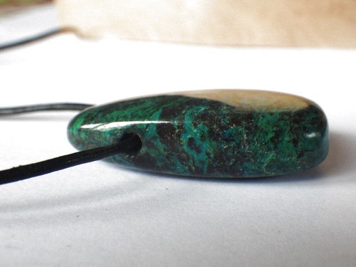Schmuck-Stck Stein gebohrt Chrysokoll verschiedene Heil Stein Anhänger - Picture 3 of 3