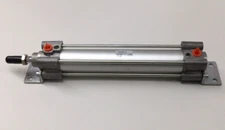 SMC C96SDL32-160 Pneumatic Cylinder W/Mounting Brackets 32mm Bore 160mm Stroke