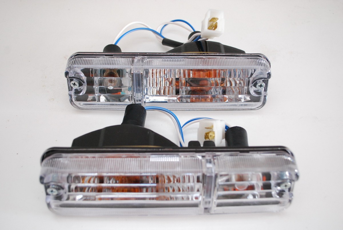 DAIHATSU TAFT FEROZA ROCKY SPORTRAK FOURTRAK FRONT TURN SIGNAL