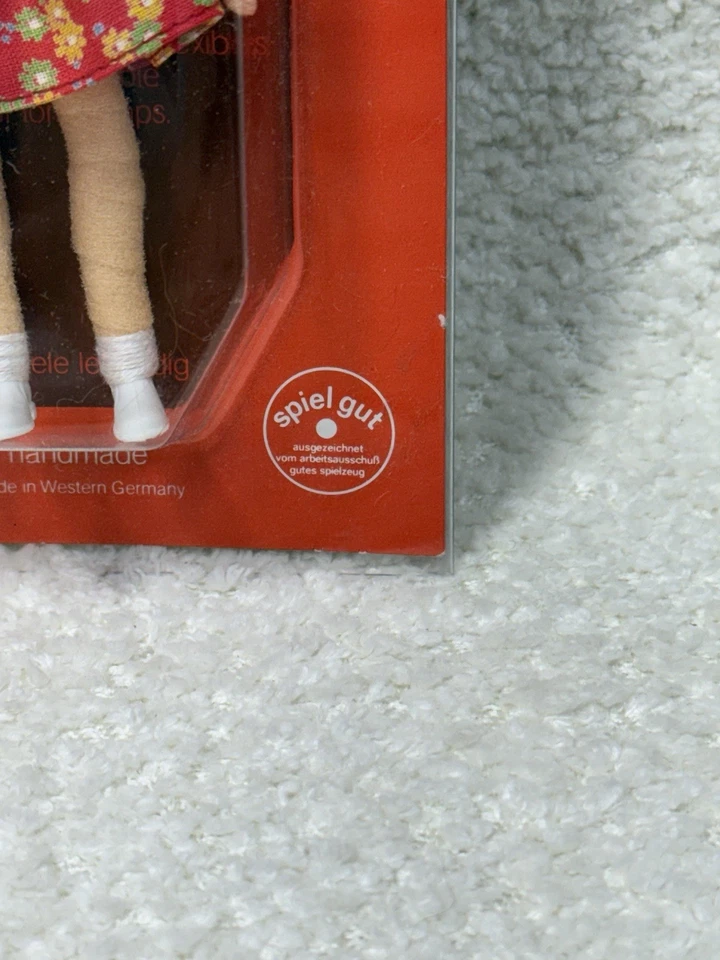 Muñeca Niña Trenzas Marrón Flexible Hecha a Mano Erna Meyer De Colección Rara - Nueva en Paquete Foto 3 de 4