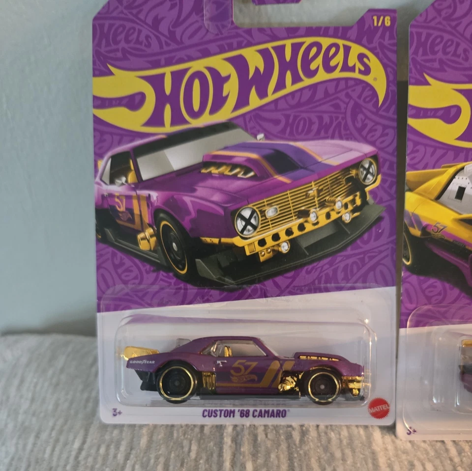 Hot Wheels 2025 Edición 57 Aniversario Púrpura y Dorado ¡Juego Completo con Persecución! Foto 3 de 4