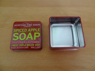 Scottish Fine Soaps Apple Soap Blechdose leer ca. 7,5 x 7,5 x 3,5 cm - sehr gut