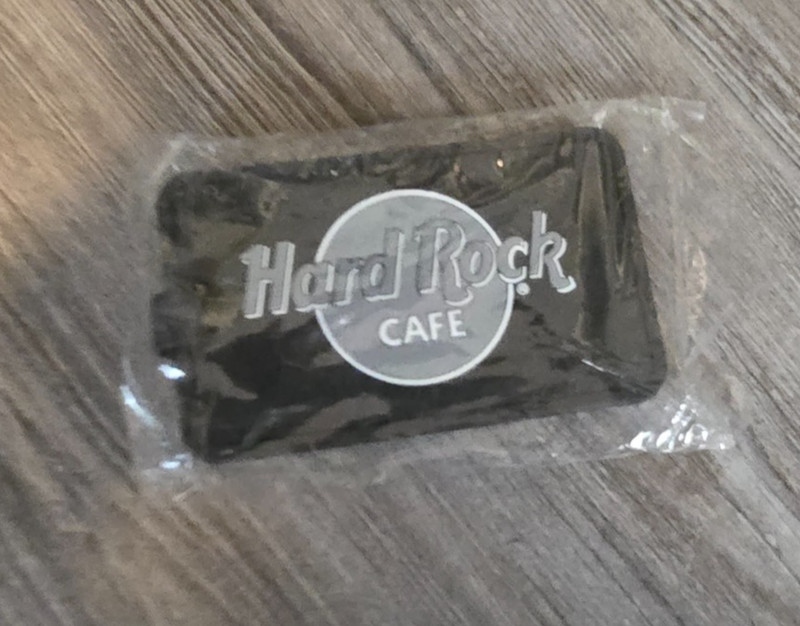 4" x 2.5" Vintage HARD ROCK CAFE LUGGAGE TAG New Black/Gray