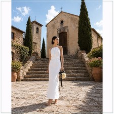 $3550 Carolina Herrera Chain Neck Matte Satin-Crepe Runway Dress