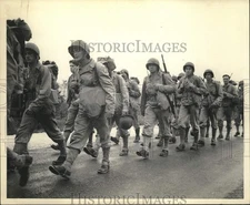 Press Photo United States Army troops marching - sam04023