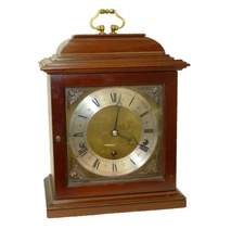 ELLIOTT  1/4 Westminster/Whittington Dual Chiming Bracket Mantel Mahogany Clock