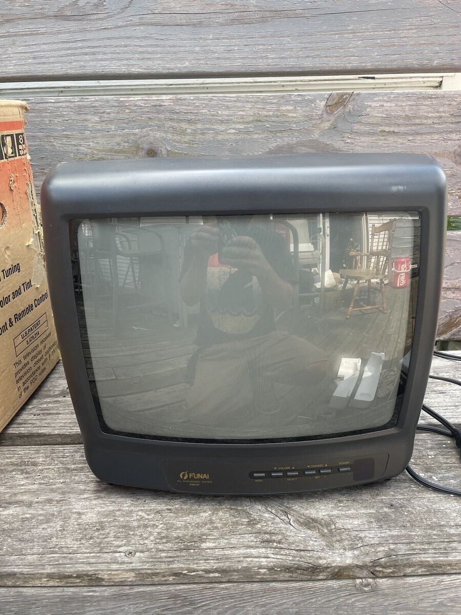 Funai F4813T 13 inch CRT Tube TV | 1998 | Color | Tested Funai F4813T 13 inch CRT Tube TV | 1998 | Color | Tested