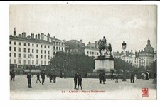 CPA - Carte Postale France-Lyon -Place Bellecour  VMO16493