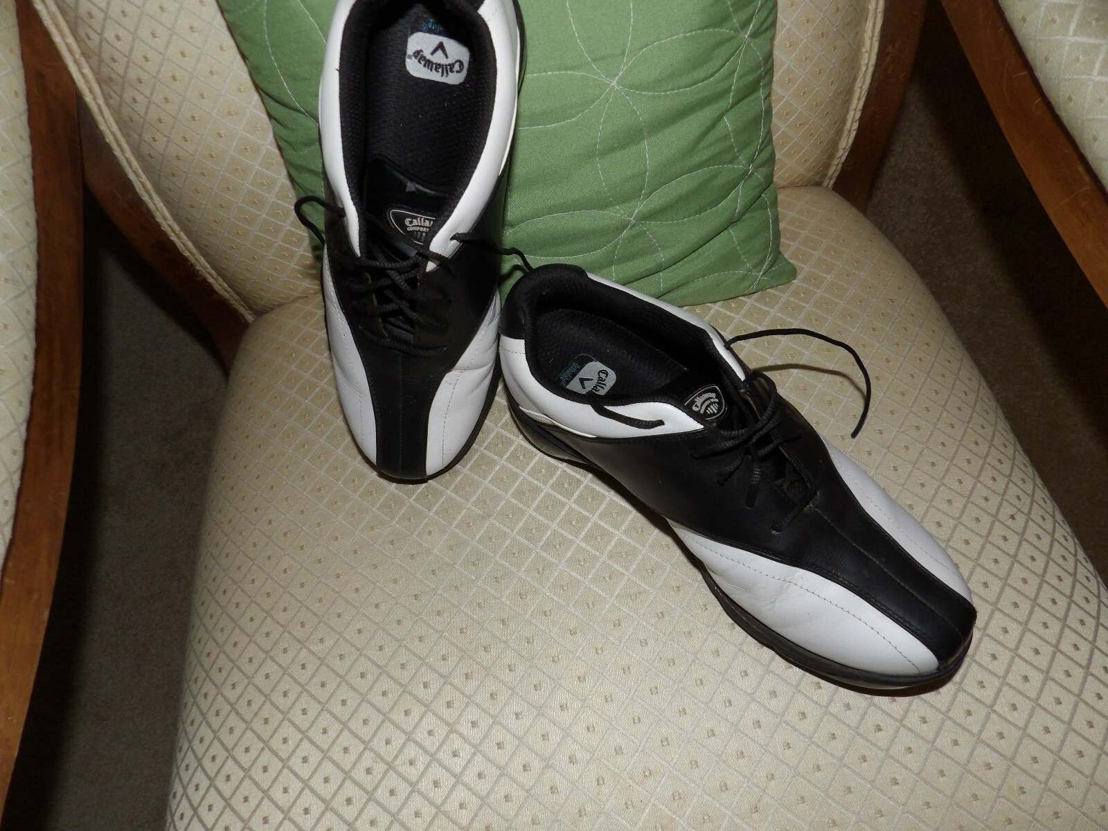 CALLAWAY W43012 ORTHOLITE BLACK WHITE TWO TONE HYPERBOLIC GOLF SHOES 8